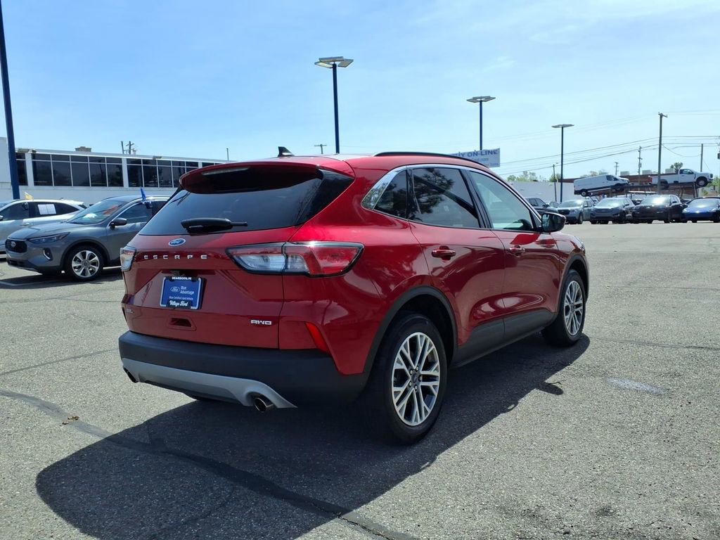 Certified 2022 Ford Escape SEL AWD/4WD image 6