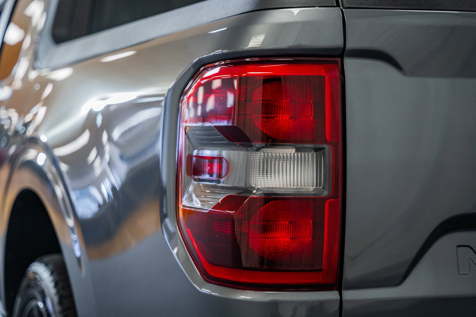 Certified 2026 Ford Maverick Lariat w/ Black Appearance Package image 7