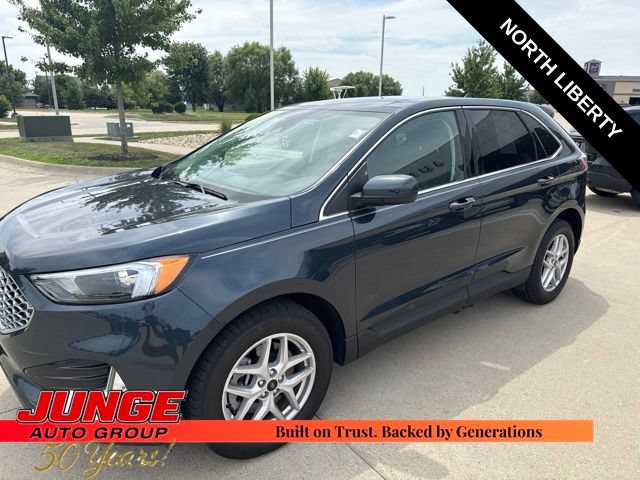 Certified 2024 Ford Edge SEL w/ Convenience Package AWD/4WD image 3