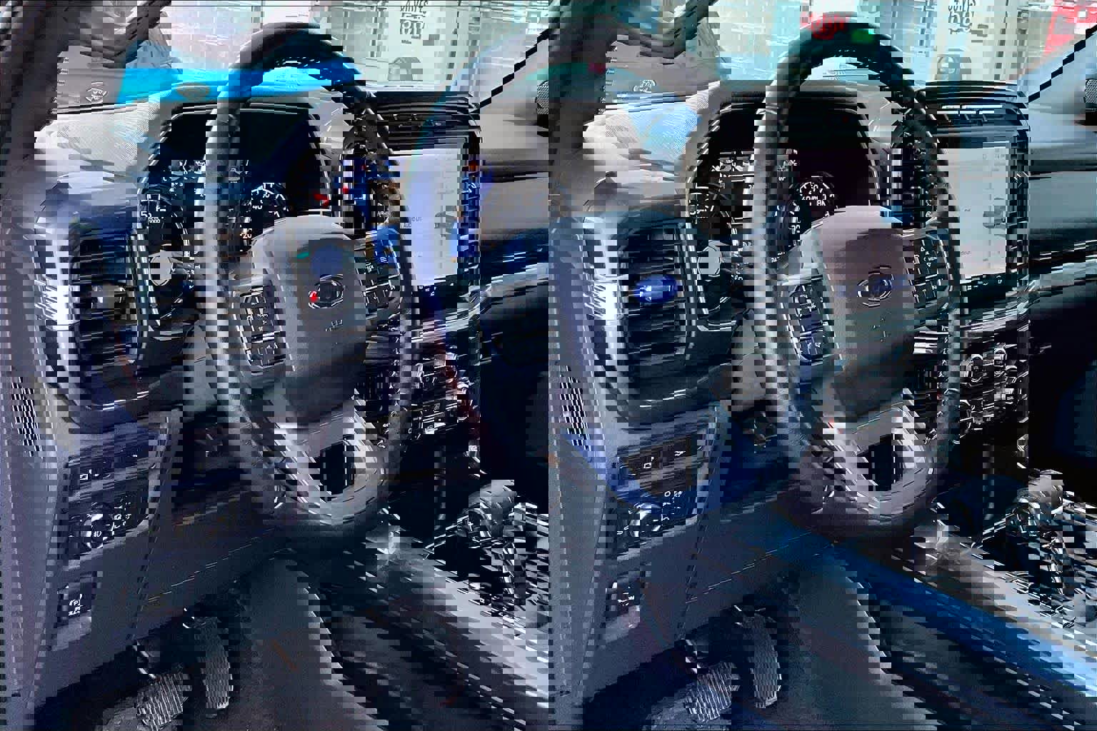 Certified 2022 Ford F150 XLT w/ Equipment Group 302A High image 17