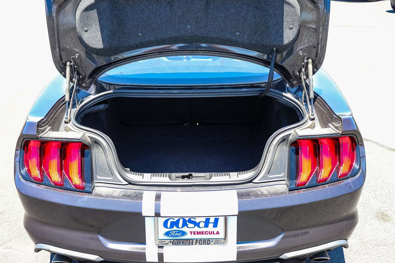 Certified 2023 Ford Mustang Coupe RWD image 27