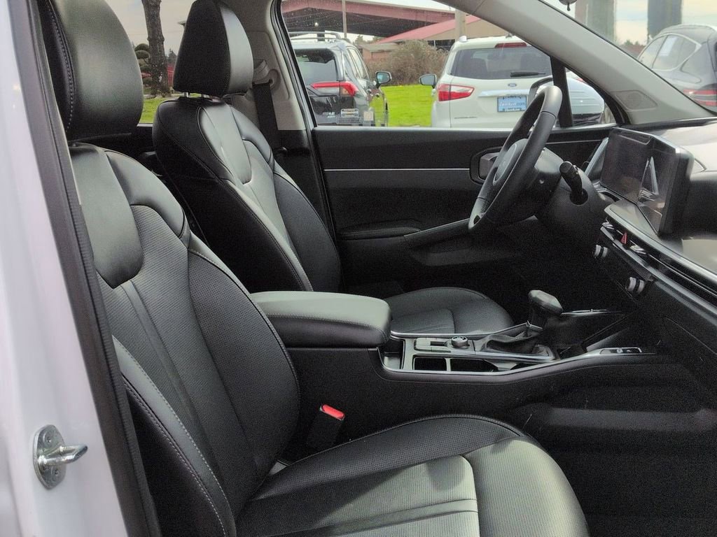 Used 2025 Kia Sorento S w/ Panoramic Sunroof Package image 30