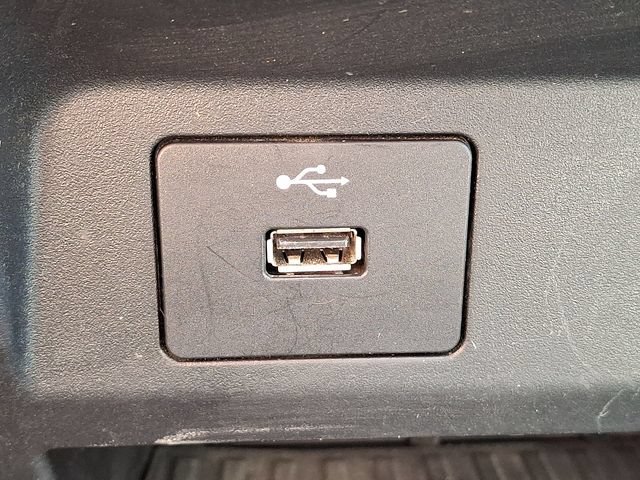 Certified 2022 Ford F550 4x4 Crew Cab Super Duty w/ Power Equipment Group image 22