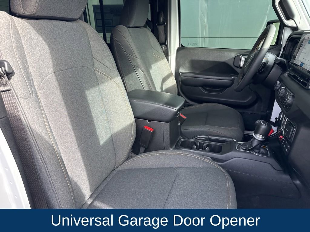 Used 2024 Jeep Gladiator Sport image 31