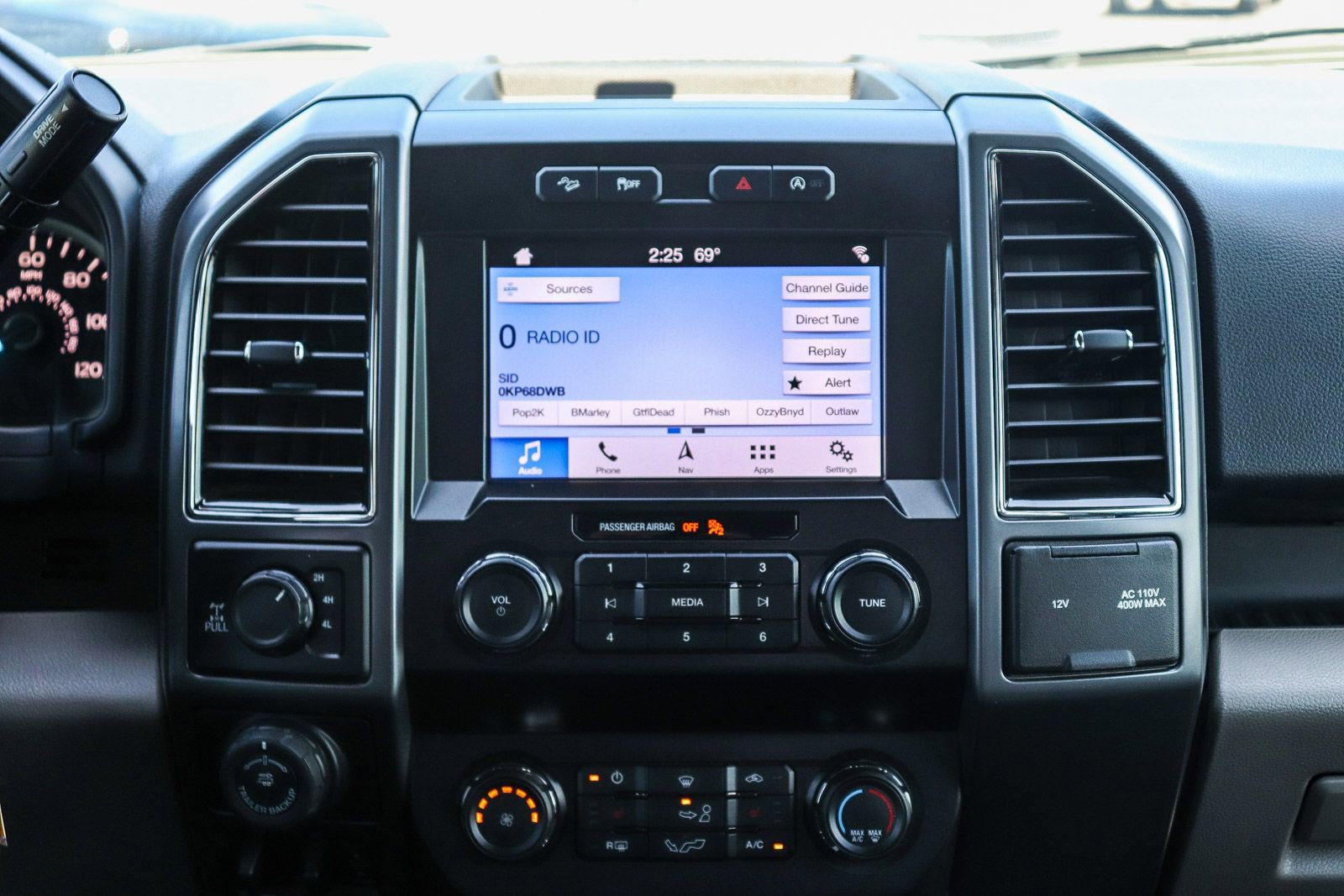 Certified 2019 Ford F150 XLT w/ Equipment Group 302A Luxury AWD/4WD image 12