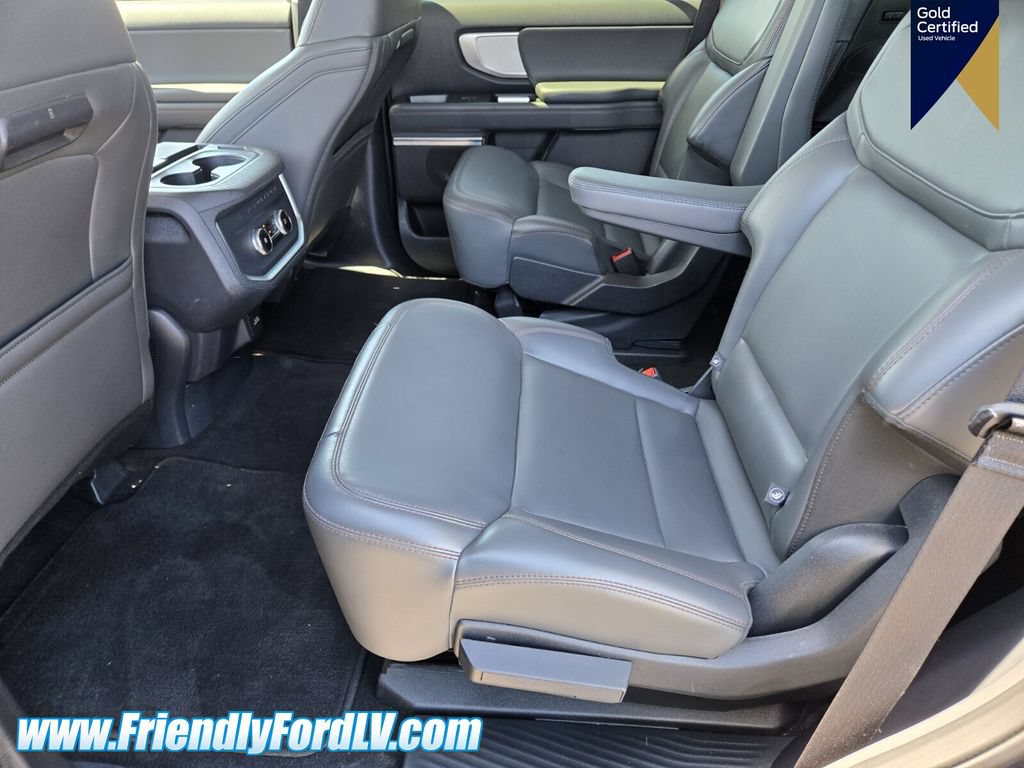 Certified 2025 Ford Expedition Active AWD/4WD image 10