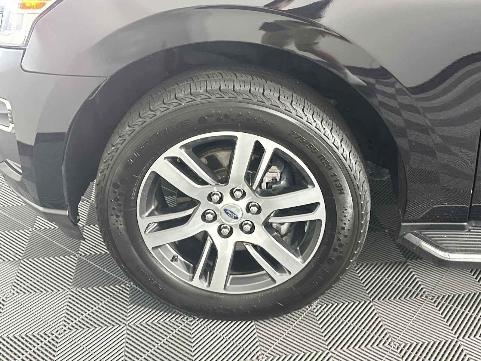 Certified 2023 Ford Expedition Limited image 18