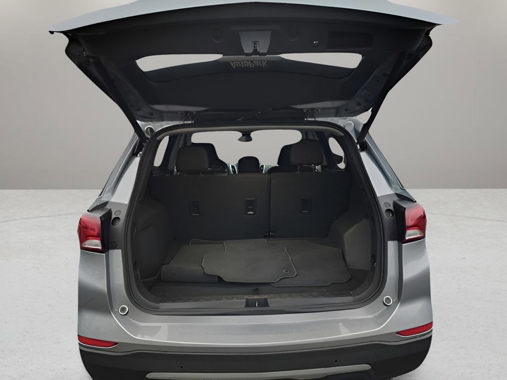 Used 2024 Chevrolet Equinox LT image 9
