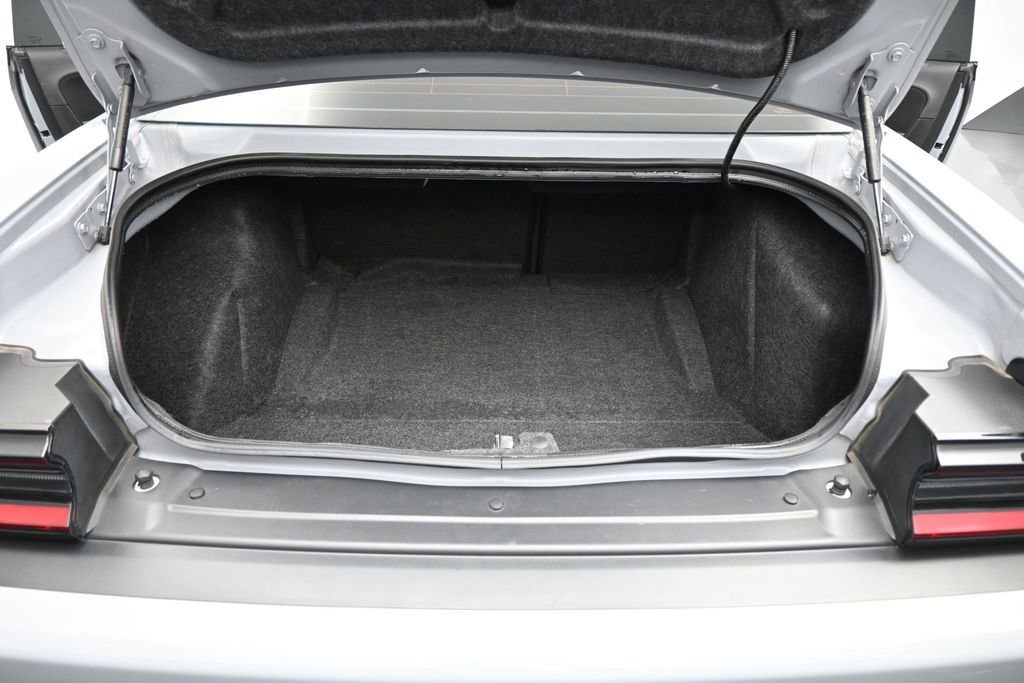 Used 2021 Dodge Challenger R/T Scat Pack RWD image 49