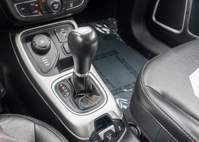 Used 2019 Jeep Compass Latitude AWD/4WD image 29