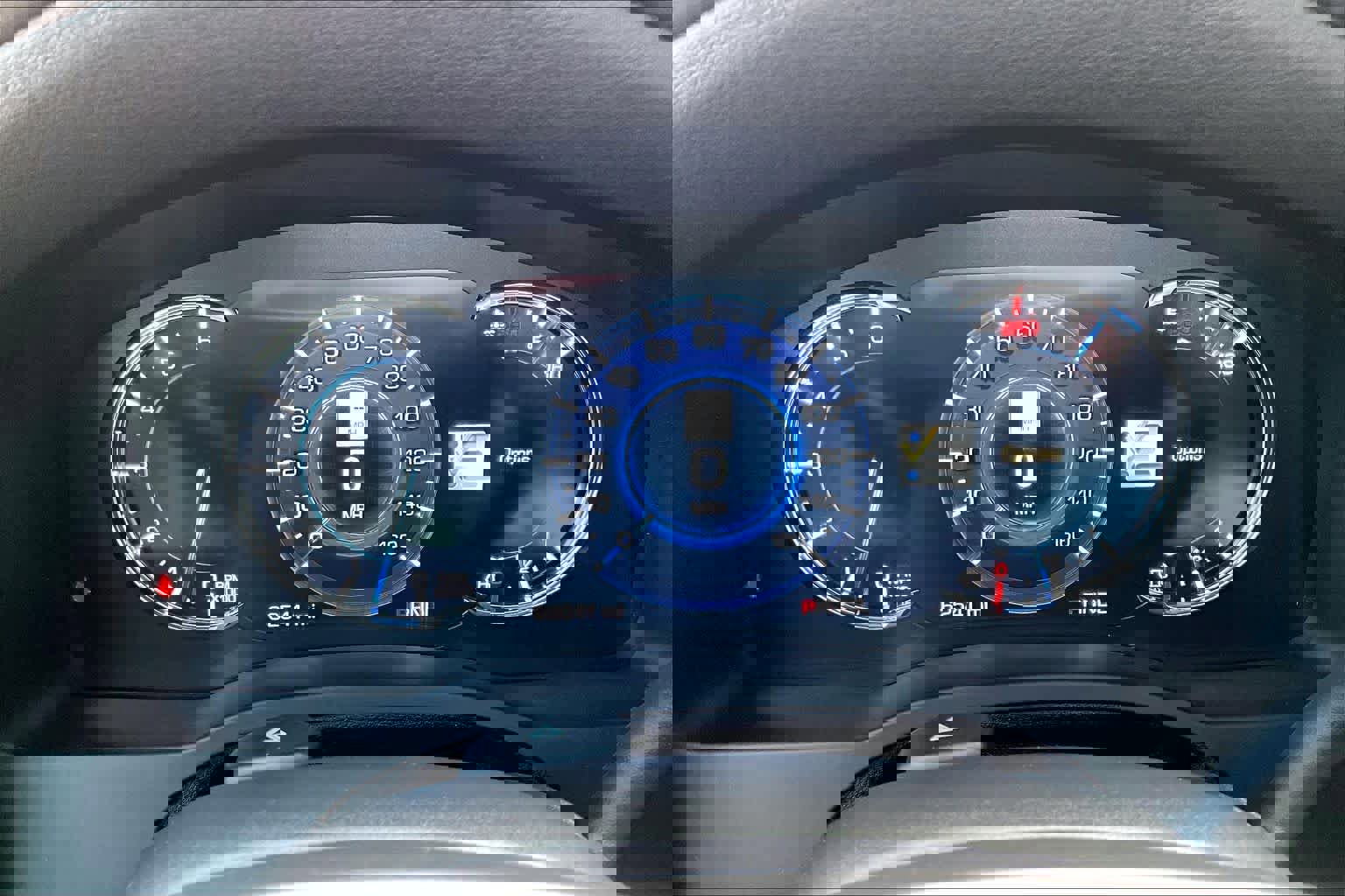 Used 2018 Cadillac Escalade Luxury image 25