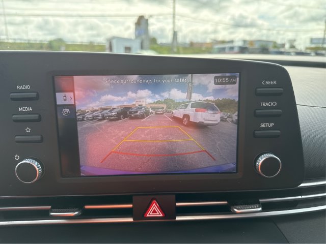 Used 2024 Hyundai Elantra SE FWD image 27