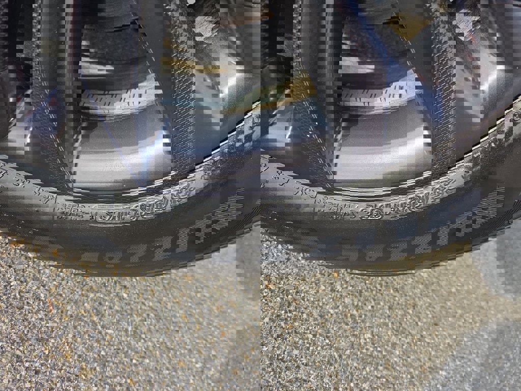 Used 2024 Toyota Sienna XSE image 11