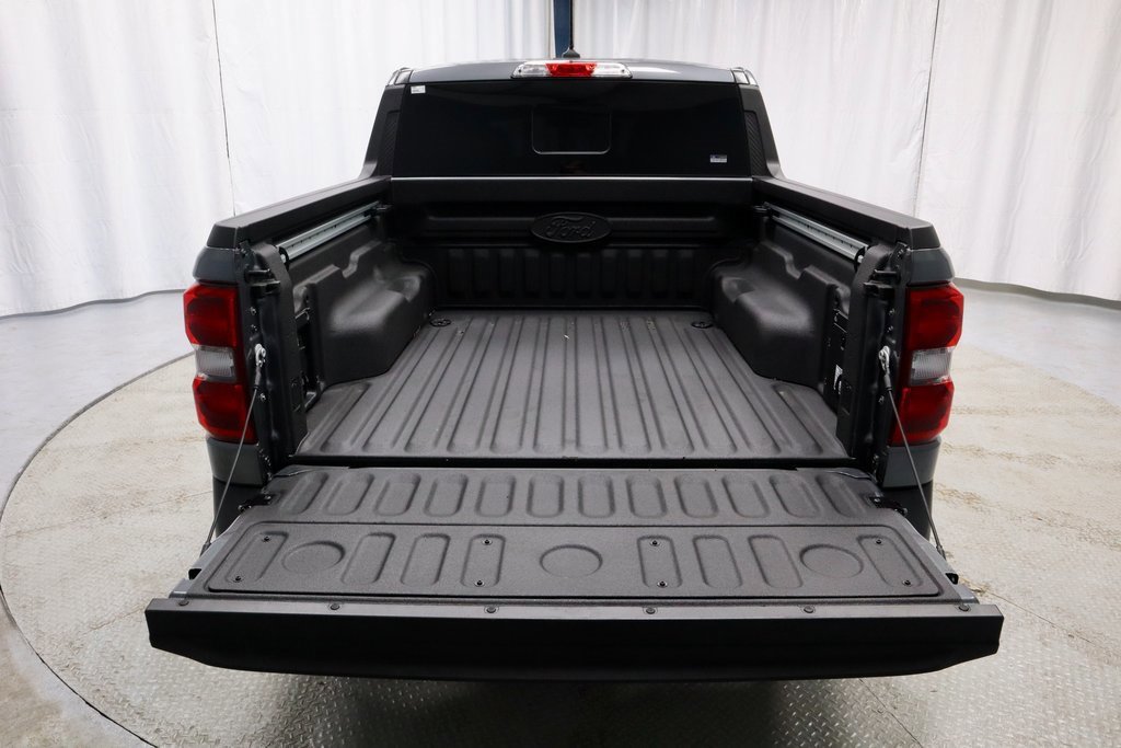 Certified 2024 Ford Maverick Lariat w/ Black Appearance Package image 16