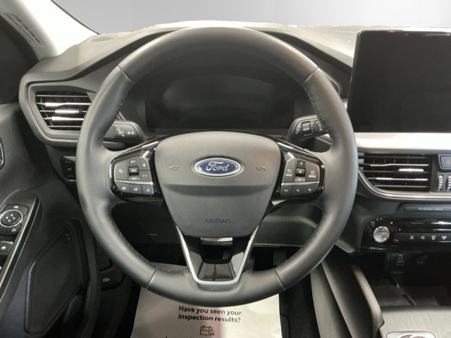 Certified 2025 Ford Escape Platinum AWD/4WD image 12
