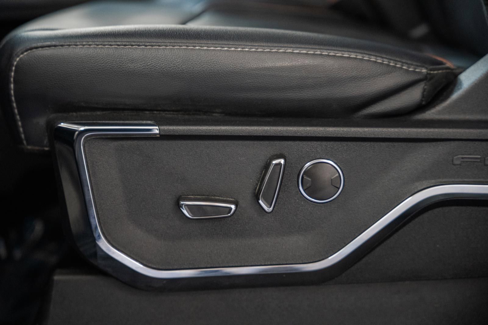 Certified 2023 Ford F150 Lariat w/ Equipment Group 502A High image 46