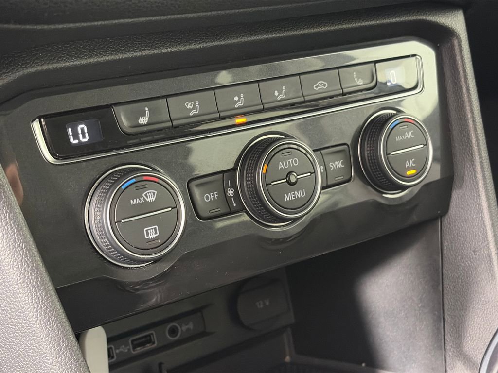 Used 2019 Volkswagen Tiguan SEL AWD/4WD image 21