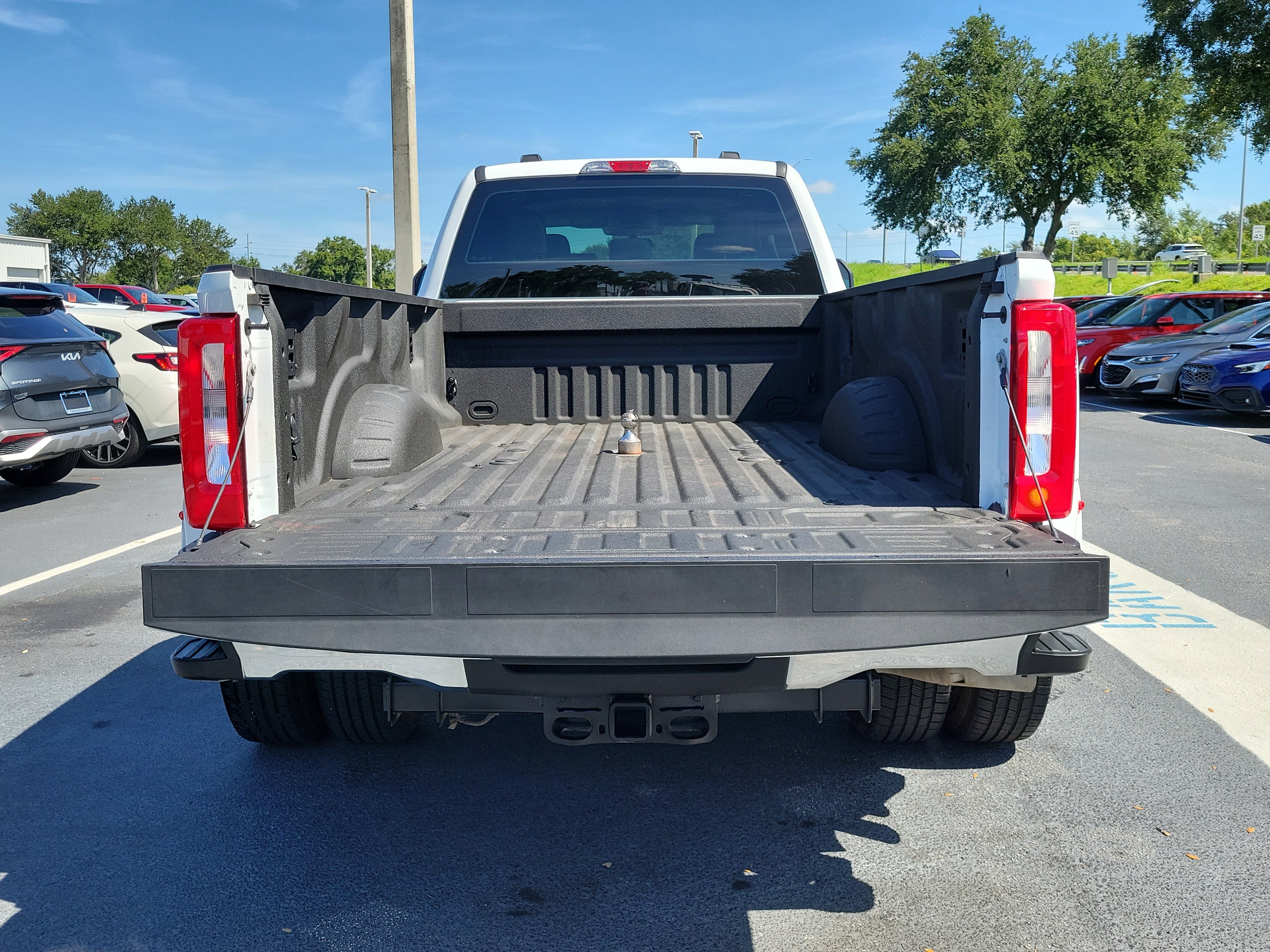 Certified 2025 Ford F350 XL AWD/4WD image 8