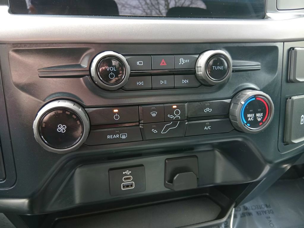 Certified 2025 Ford F150 XL image 28