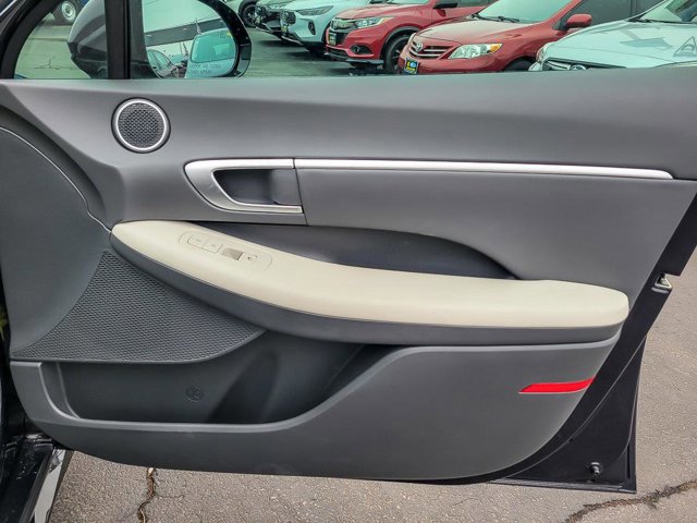 Used 2025 Hyundai Sonata SEL AWD/4WD image 23