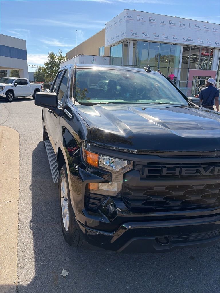 Used 2022 Chevrolet Silverado 1500 Custom image 4