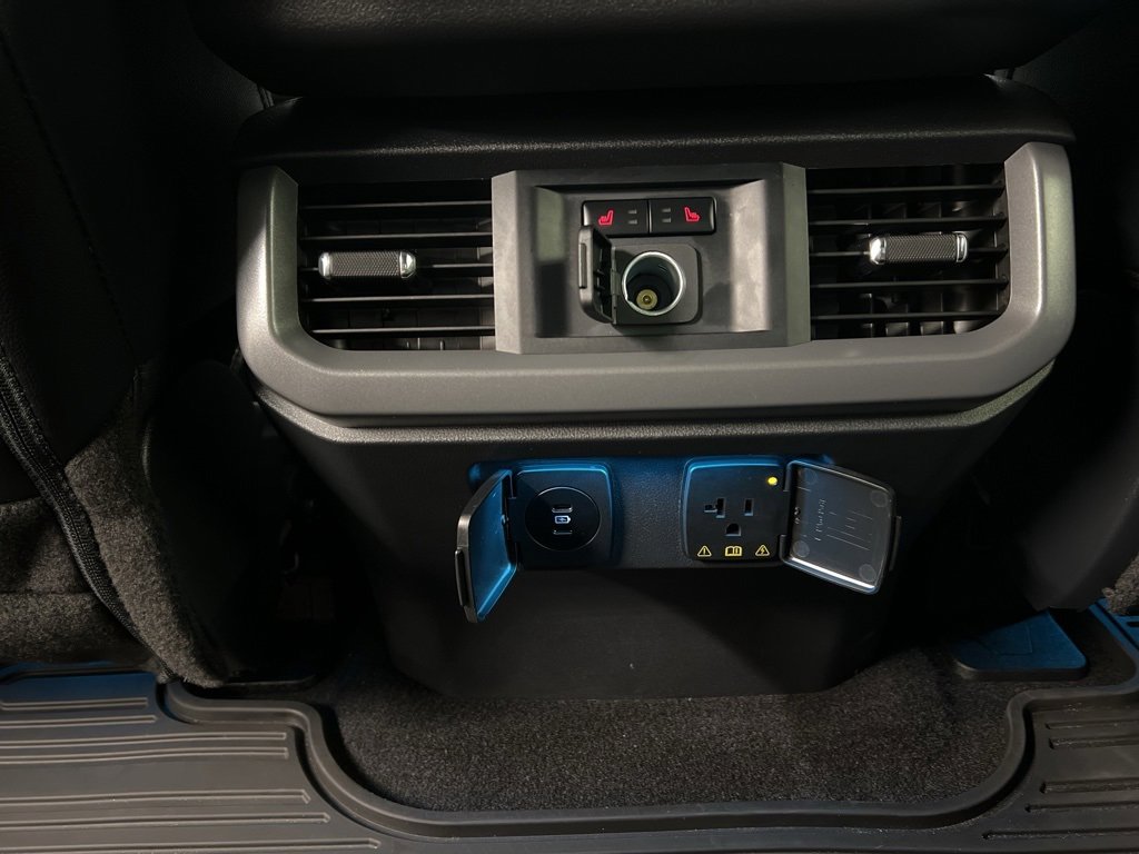 Certified 2025 Ford F150 Lightning Lariat image 32