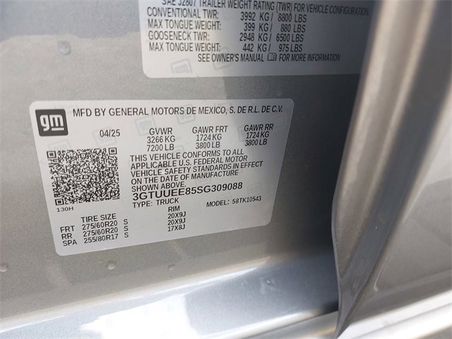 Used 2025 GMC Sierra 1500 AT4 w/ AT4 Premium Package image 34