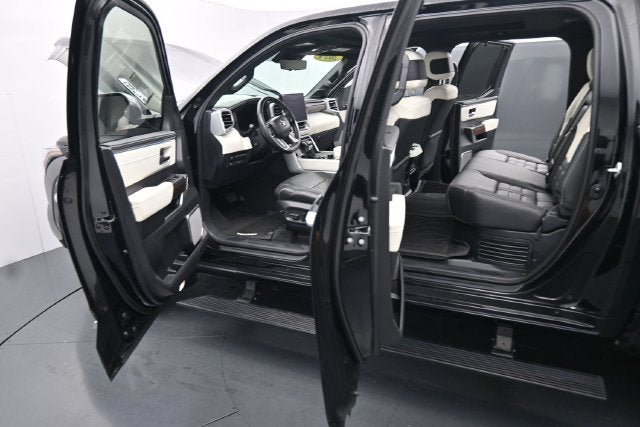 Used 2024 Toyota Tundra Capstone AWD/4WD image 22