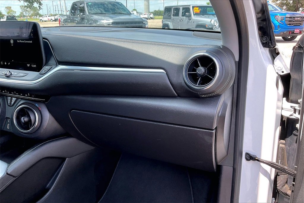 Used 2023 Chevrolet Blazer LT image 23