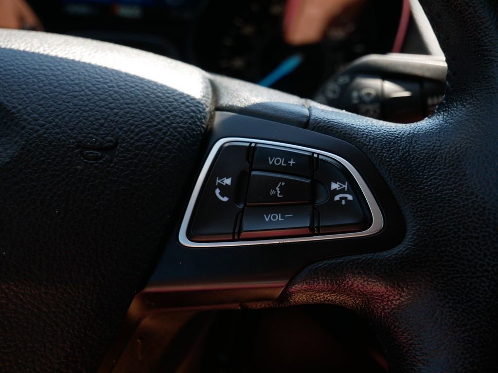 Certified 2019 Ford Escape Titanium AWD/4WD image 19
