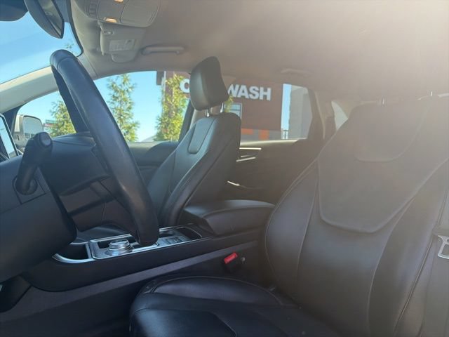 Certified 2022 Ford Edge Titanium AWD/4WD image 12