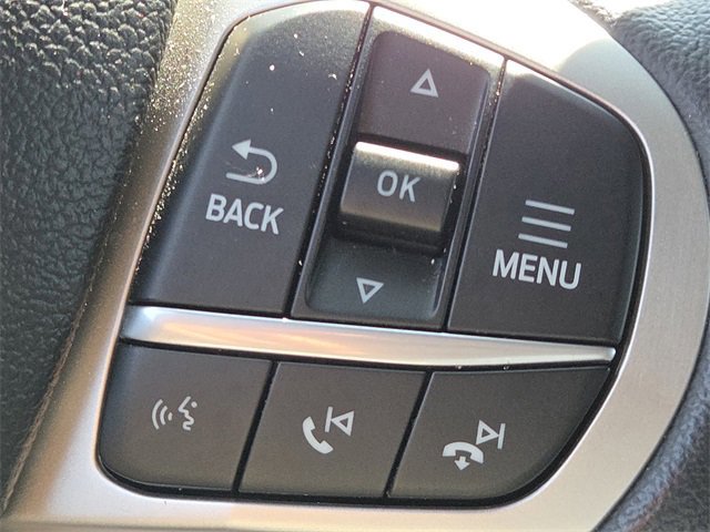 Certified 2022 Ford Explorer XLT w/ Equipment Group 202A image 25