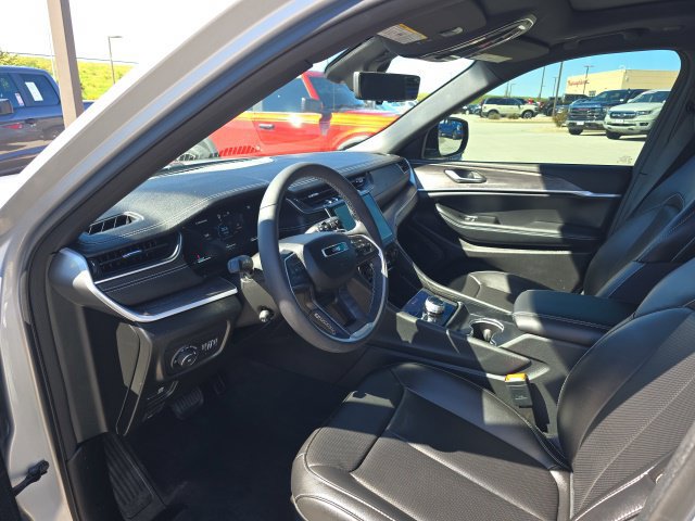 Used 2024 Jeep Grand Cherokee L Limited w/ Luxury Tech Group II AWD/4WD image 10