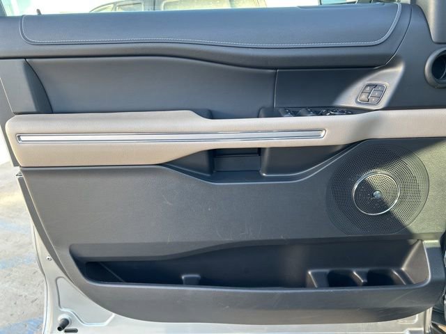 Certified 2024 Ford Expedition Limited AWD/4WD image 23