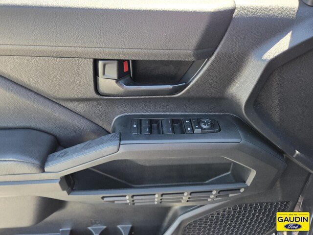 Used 2024 Toyota Tacoma SR w/ SR Upgrade Package AWD/4WD image 18