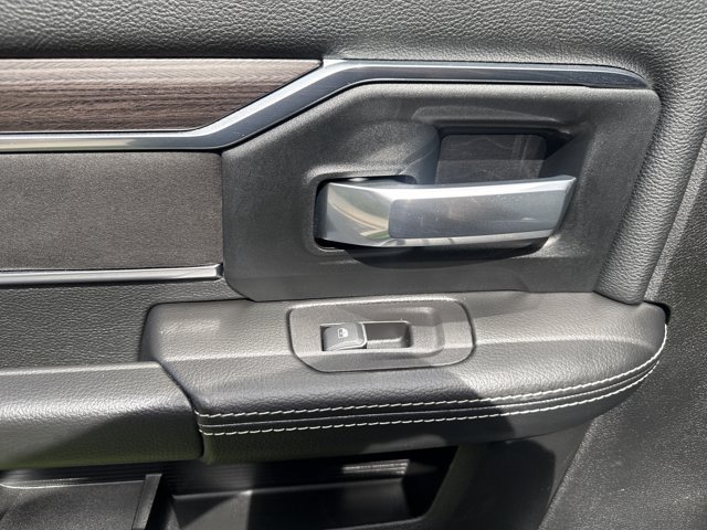 Used 2025 RAM 2500 Laramie AWD/4WD image 20