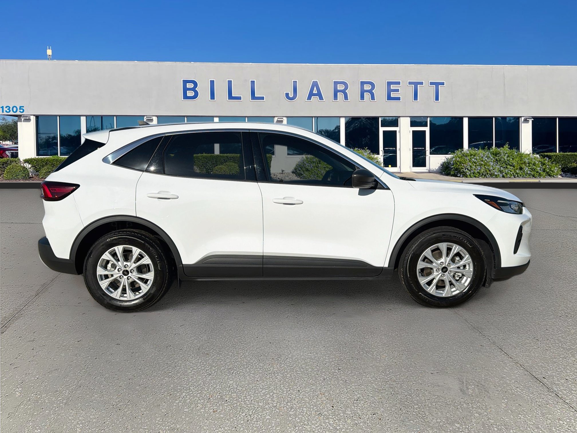 Certified 2024 Ford Escape Active w/ Tech Pack #1 FWD image 8