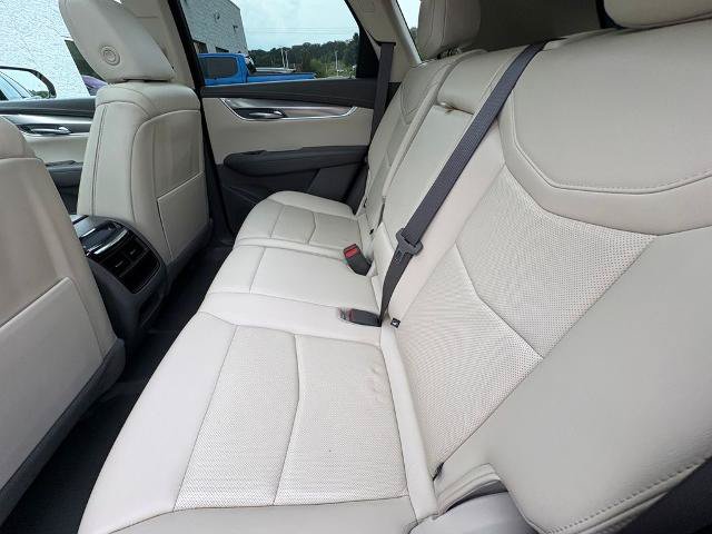 Used 2021 Cadillac XT5 Premium Luxury w/ LPO, Floor Liner Package AWD/4WD image 25
