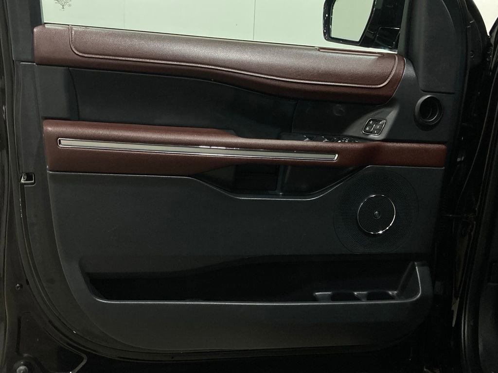 Certified 2024 Ford Expedition Max Limited image 23
