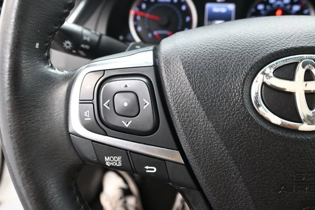 Used 2017 Toyota Camry SE FWD image 15
