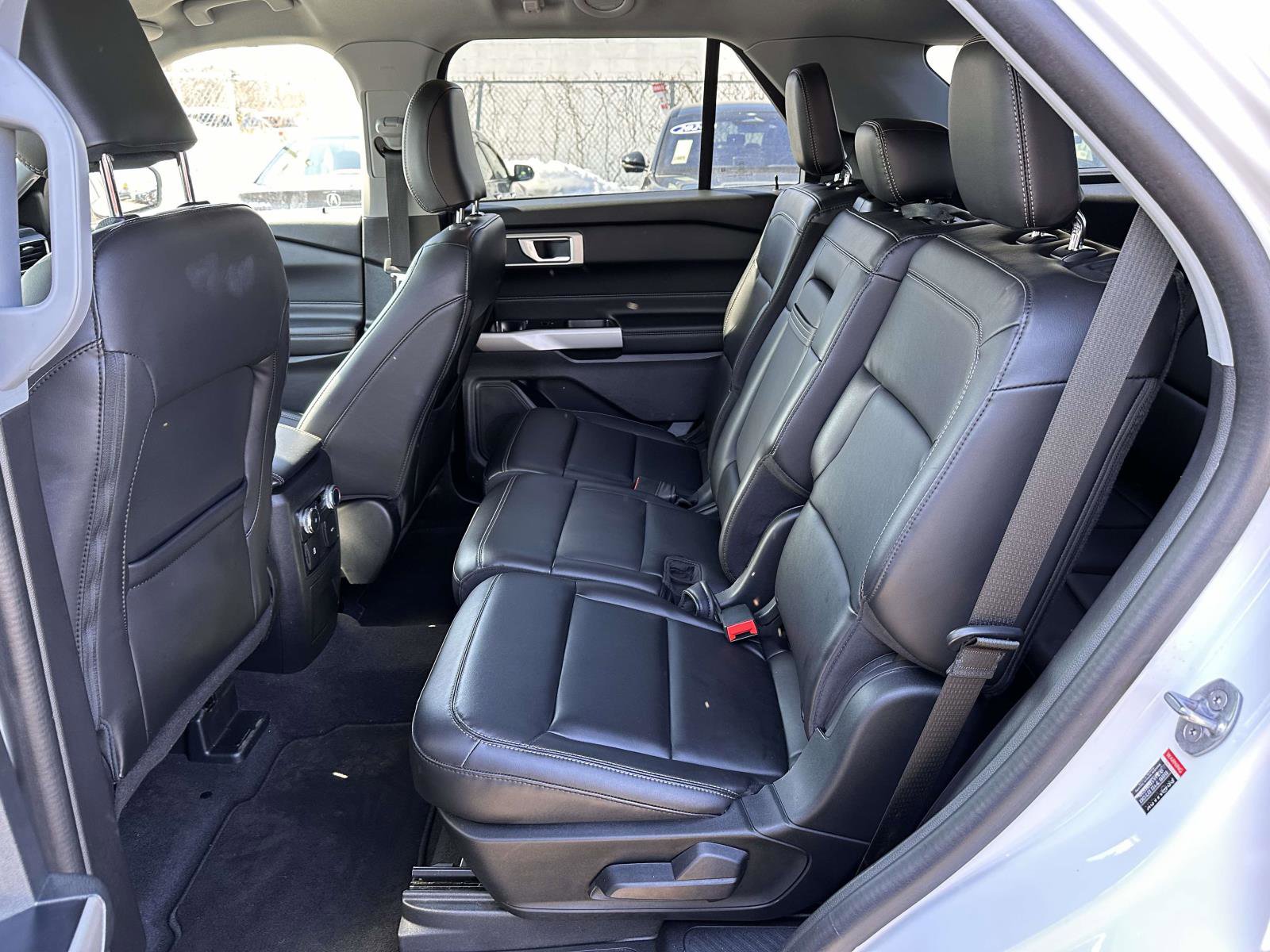 Certified 2022 Ford Explorer XLT w/ Equipment Group 202A image 13