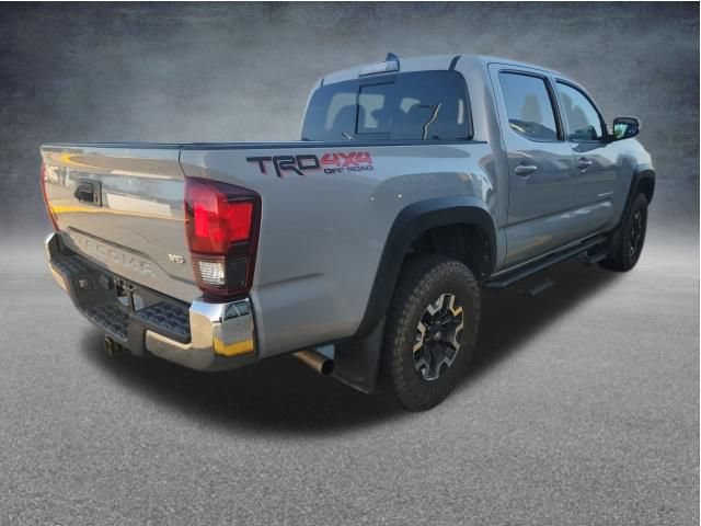 Used 2019 Toyota Tacoma TRD Off-Road AWD/4WD image 10