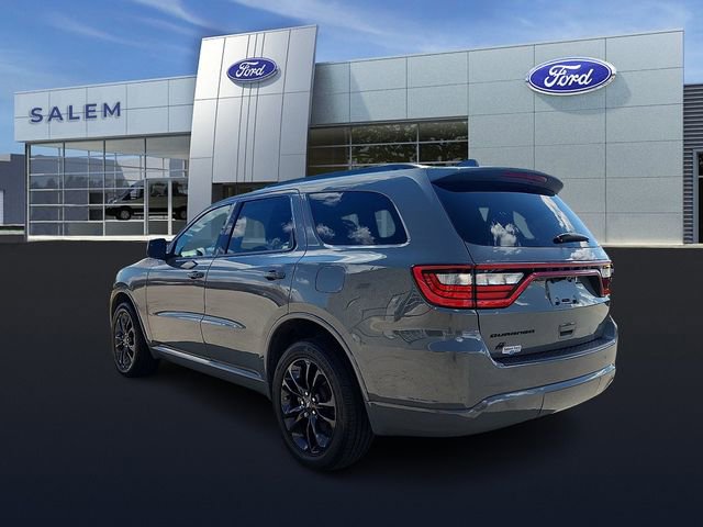 Used 2023 Dodge Durango SXT w/ SXT Blacktop Group AWD/4WD image 4