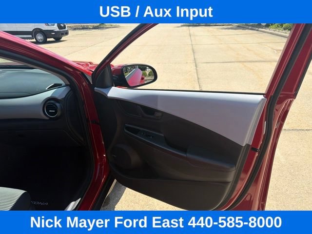 Used 2020 Hyundai Kona SEL Plus AWD/4WD image 19