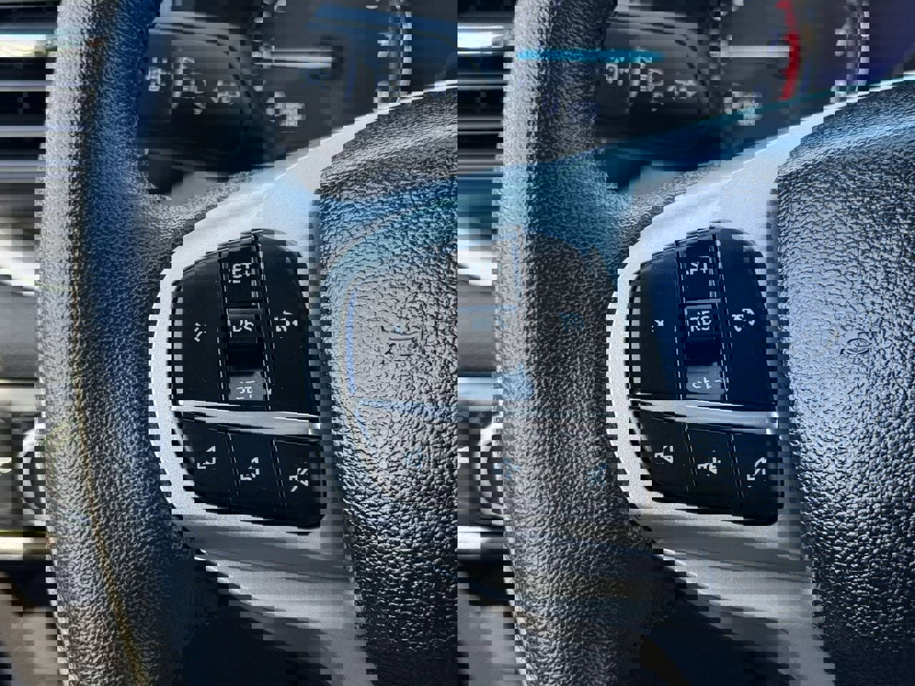 Certified 2024 Ford Explorer XLT image 13