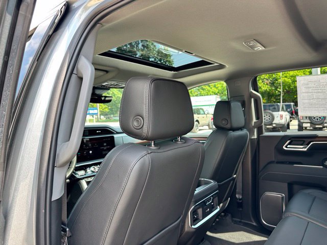 Used 2025 GMC Sierra 1500 Denali w/ Denali Reserve Package AWD/4WD image 41