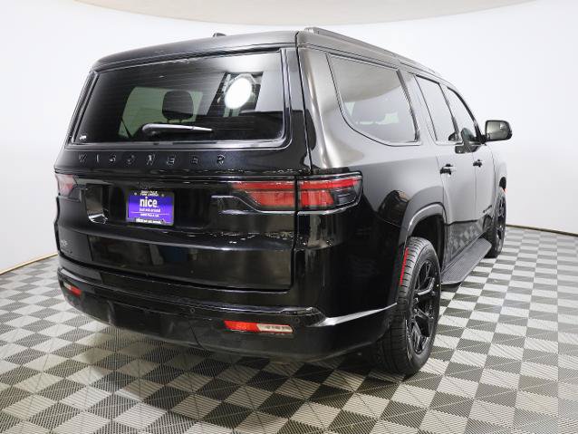 Used 2023 Jeep Wagoneer Series II AWD/4WD image 6