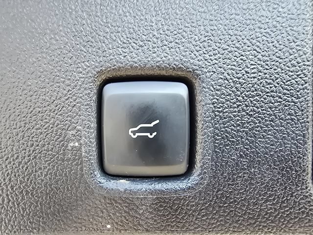 Certified 2025 Ford Escape Platinum AWD/4WD image 20