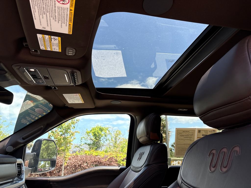 Certified 2025 Ford F250 King Ranch AWD/4WD image 36
