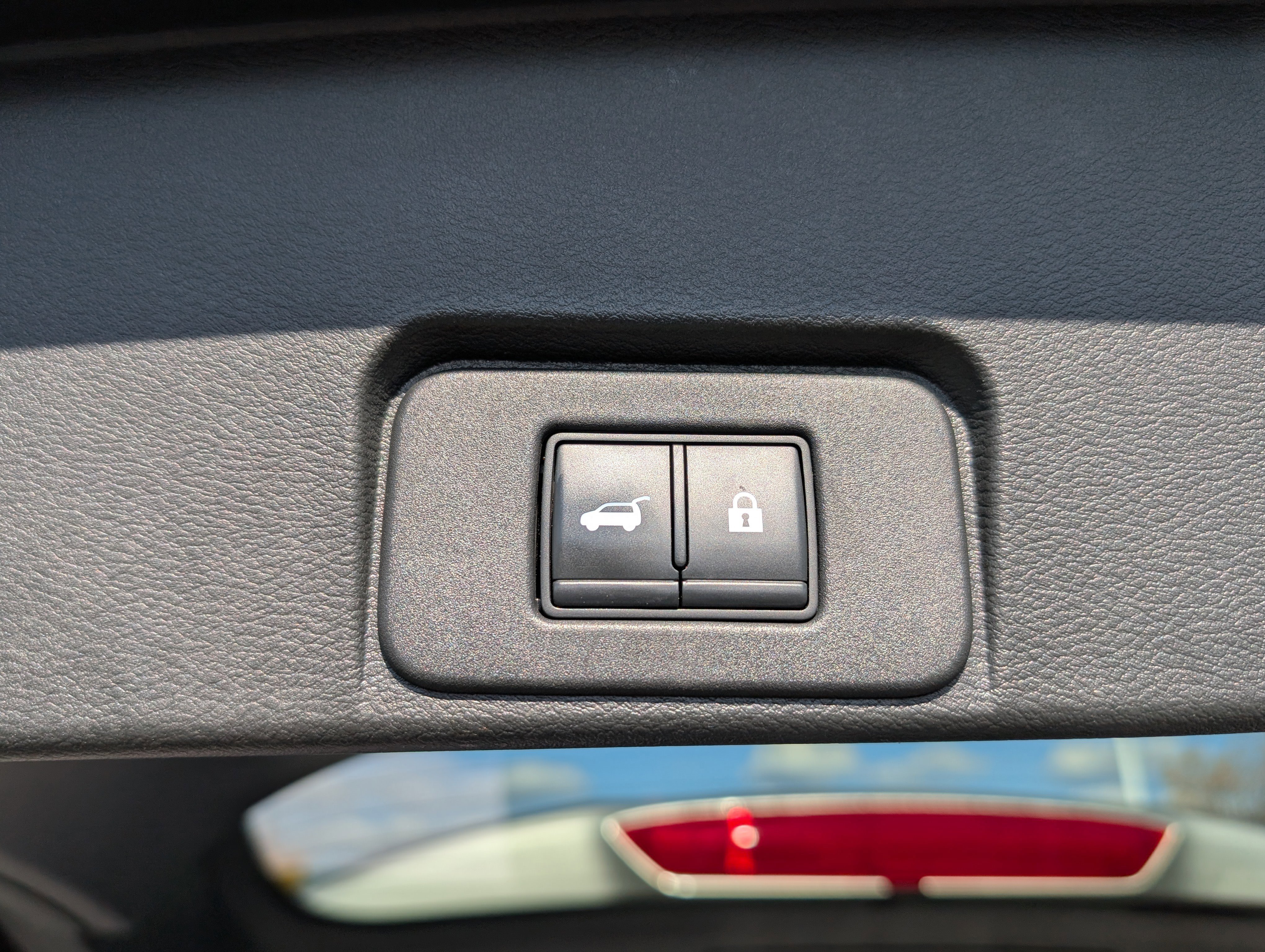 Used 2021 Nissan Rogue SL image 13